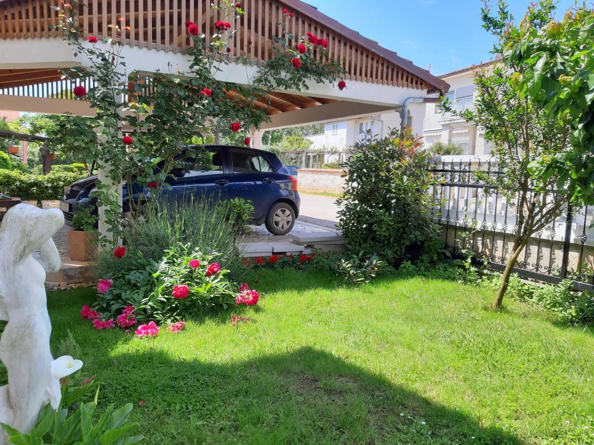 Adriatic Apartments Nada Фажана Екстер'єр фото
