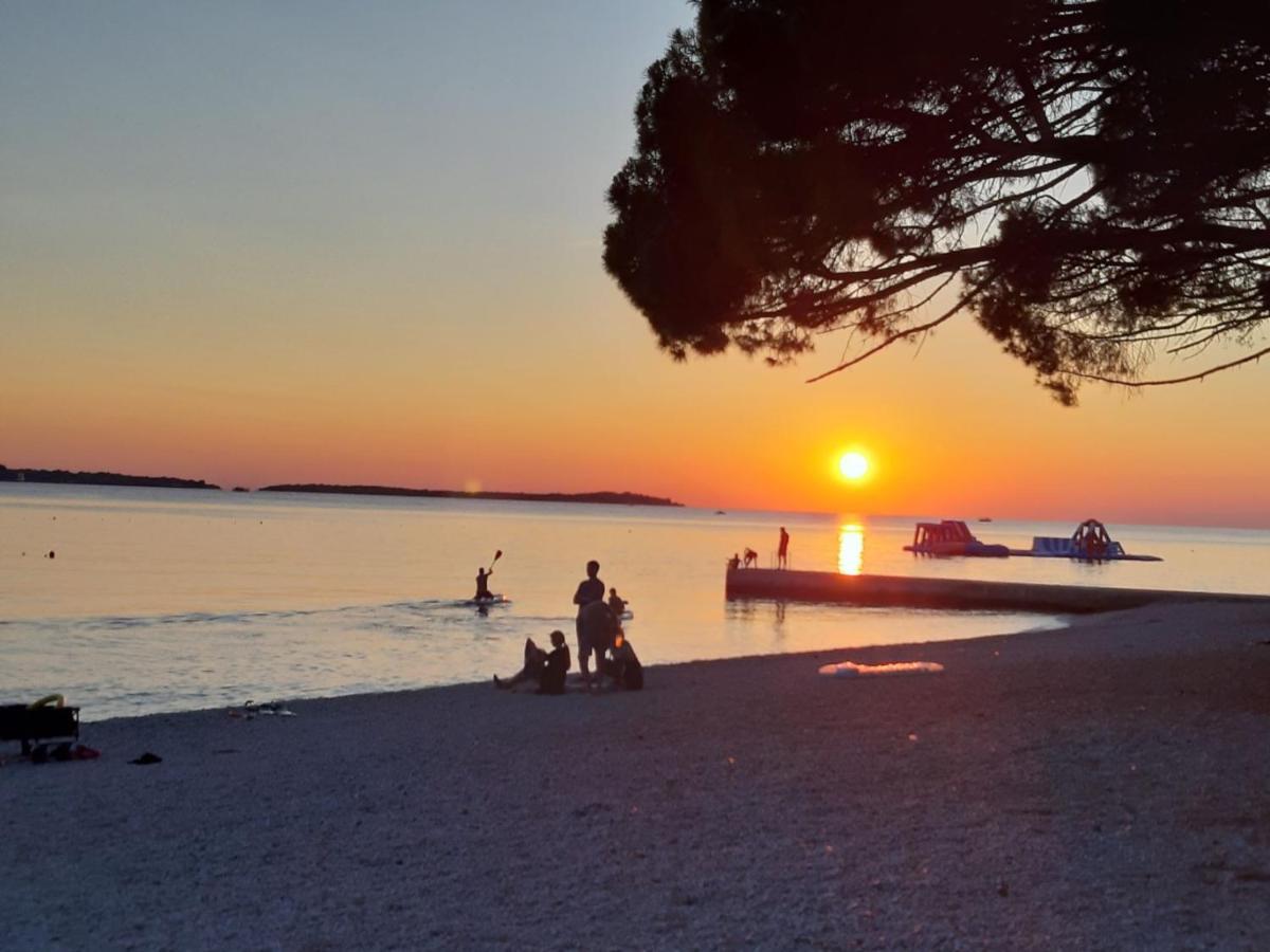 Adriatic Apartments Nada Фажана Екстер'єр фото